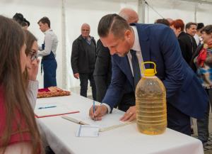 SKP_3744
