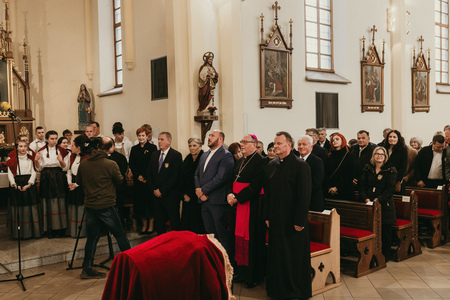 praznik_25_0115